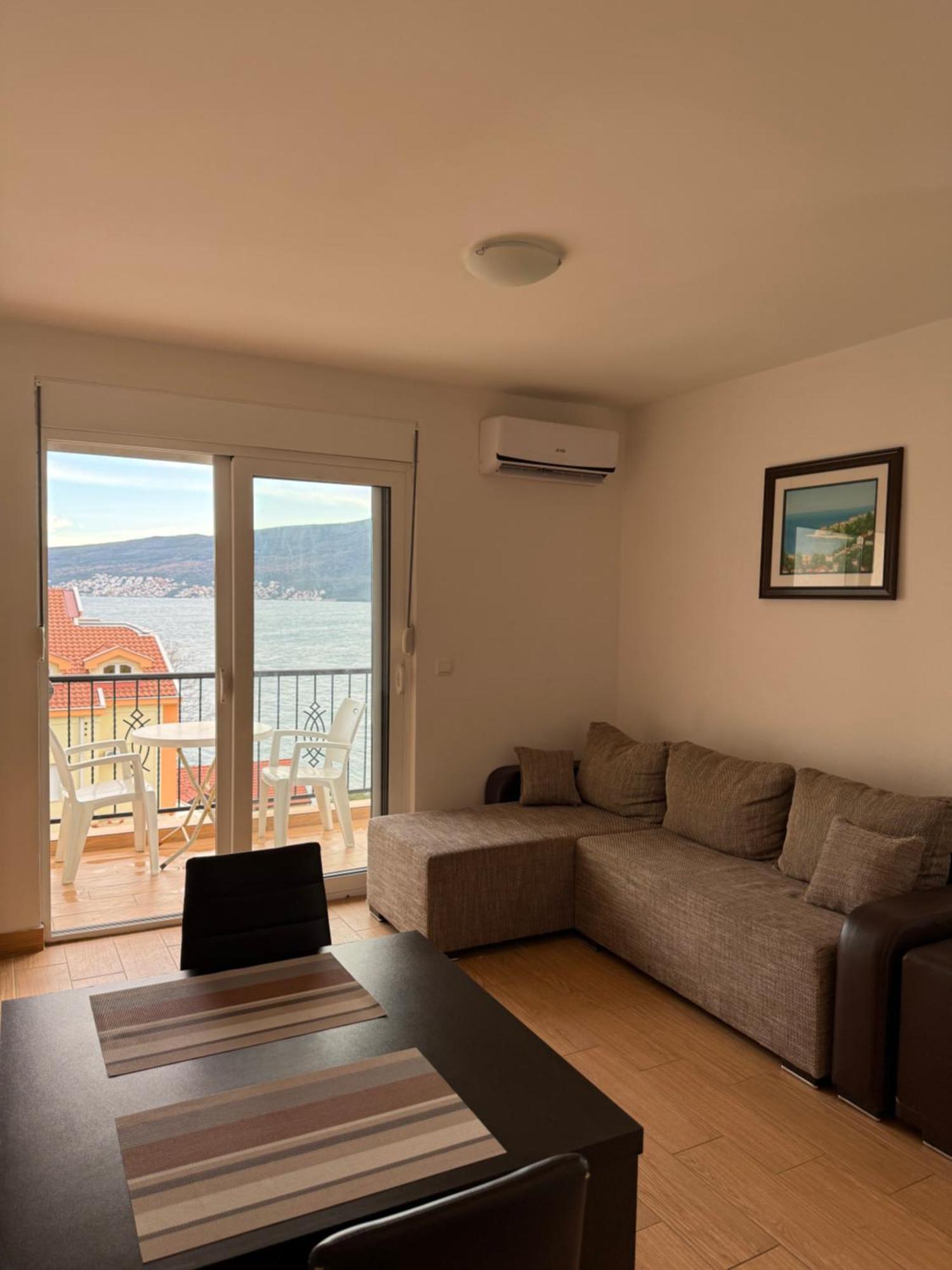 Royal View Bijela Apartment Herceg Novi Exterior photo